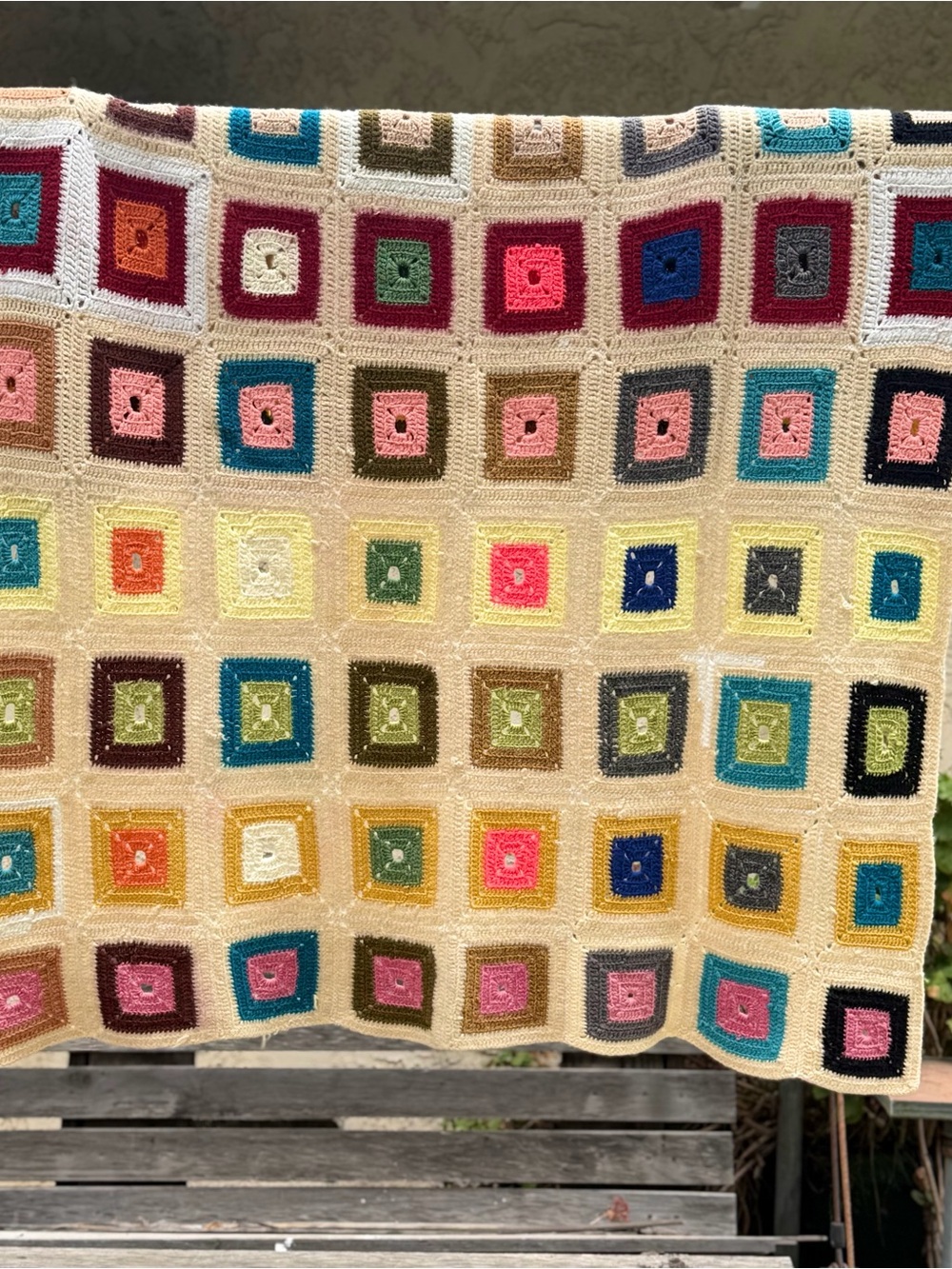 VINTAGE HANDMADE CROCHET GRANNY SQUARE AFGHAN THROW CABIN COTTAGECORE - Picture 7 of 7